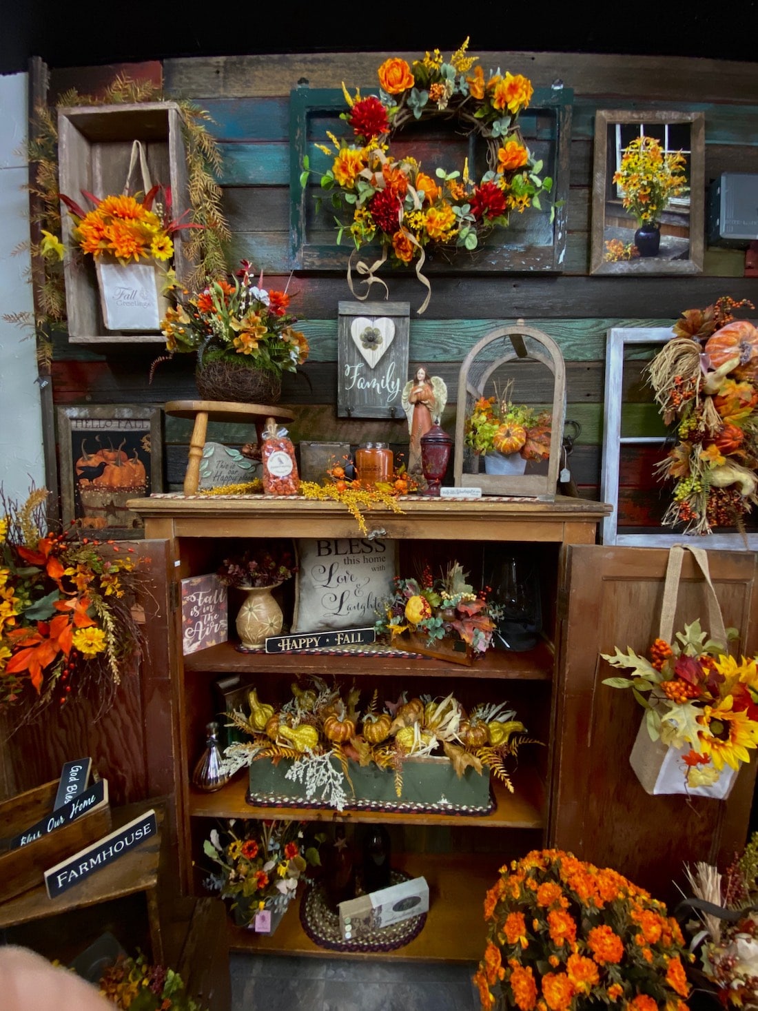 Anamosa Floral Fall Collection